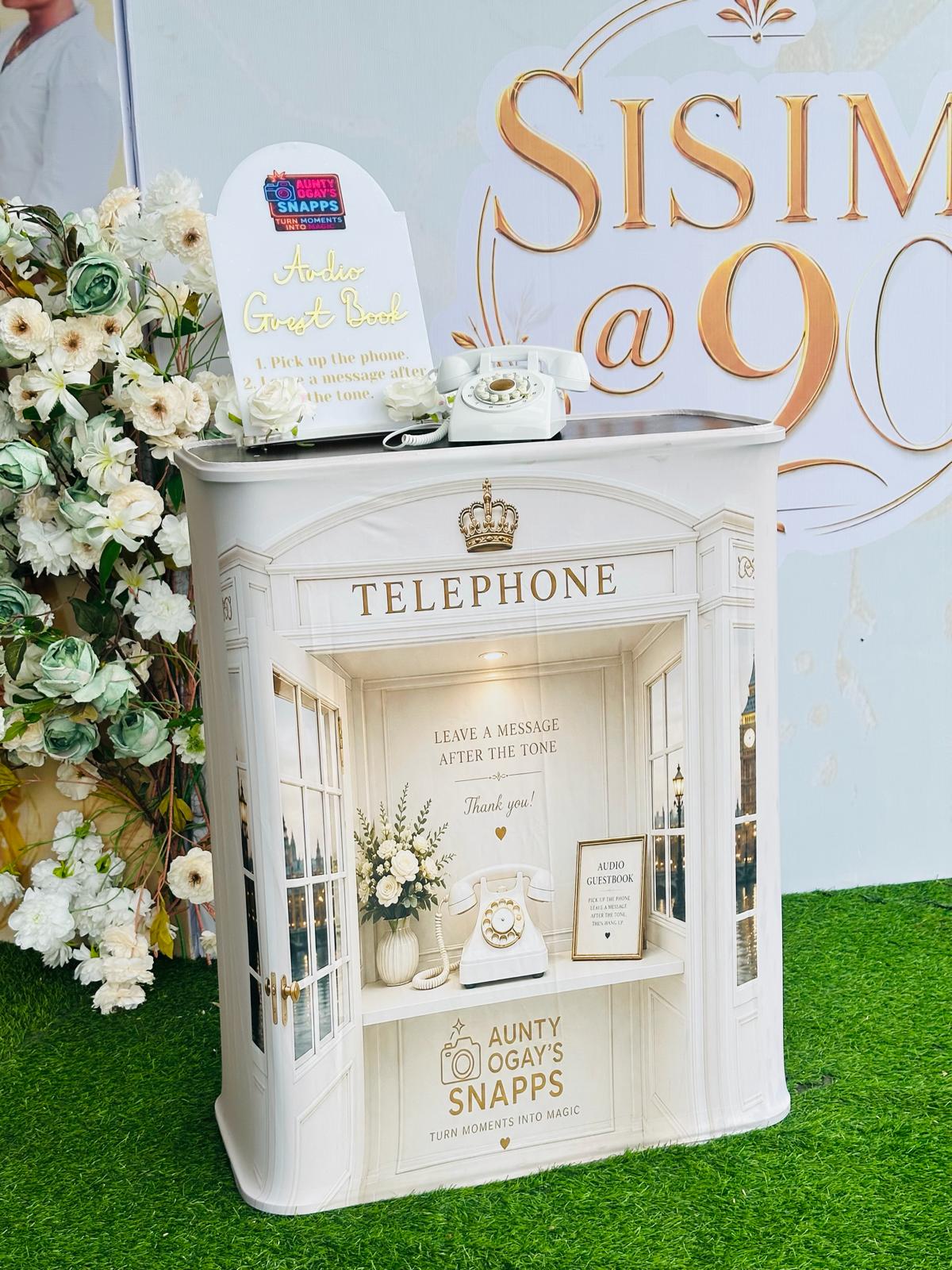 Snapps London Telephone Booth